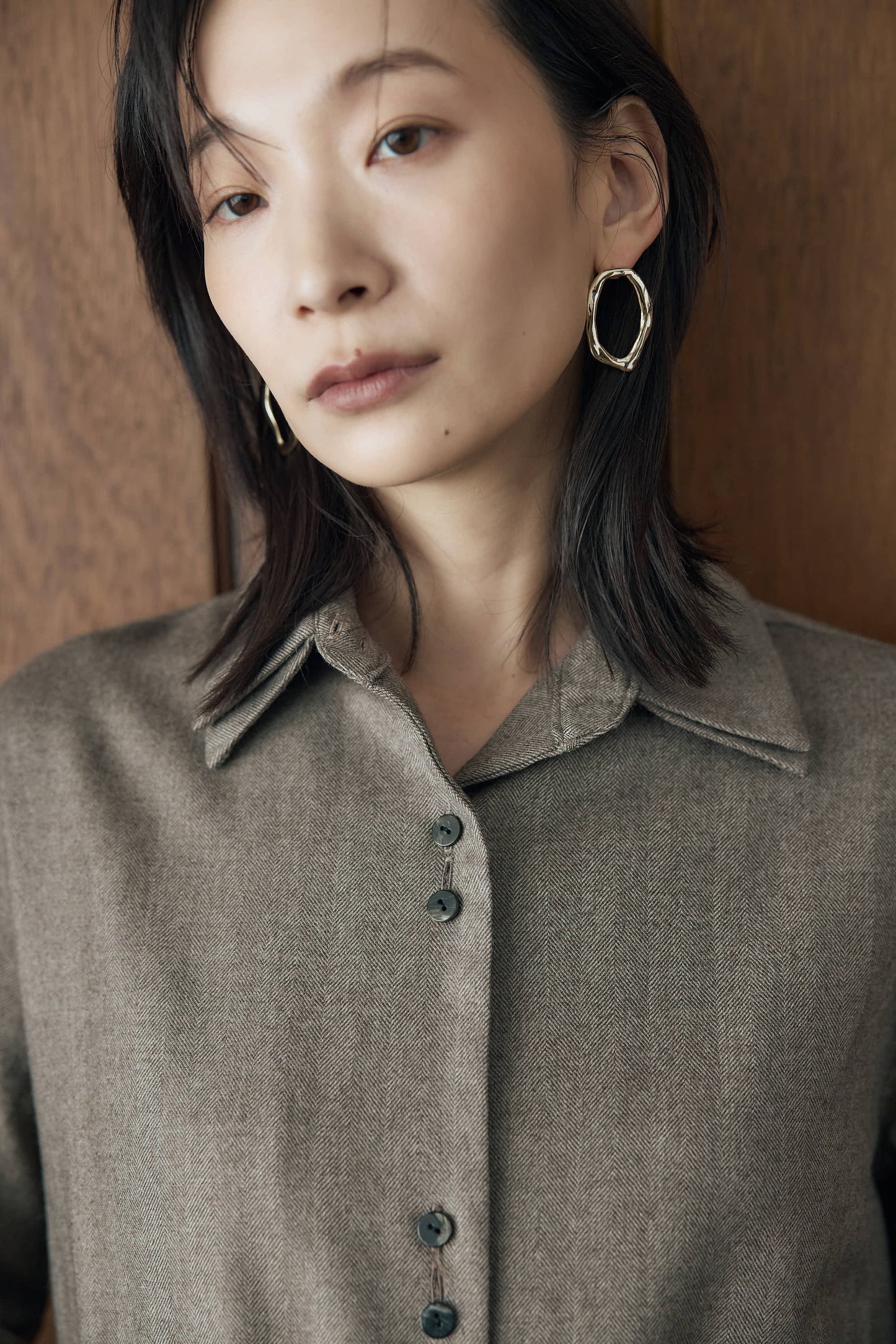 サキソニーヘリンボーンコンパクトシャツ(ブラック)