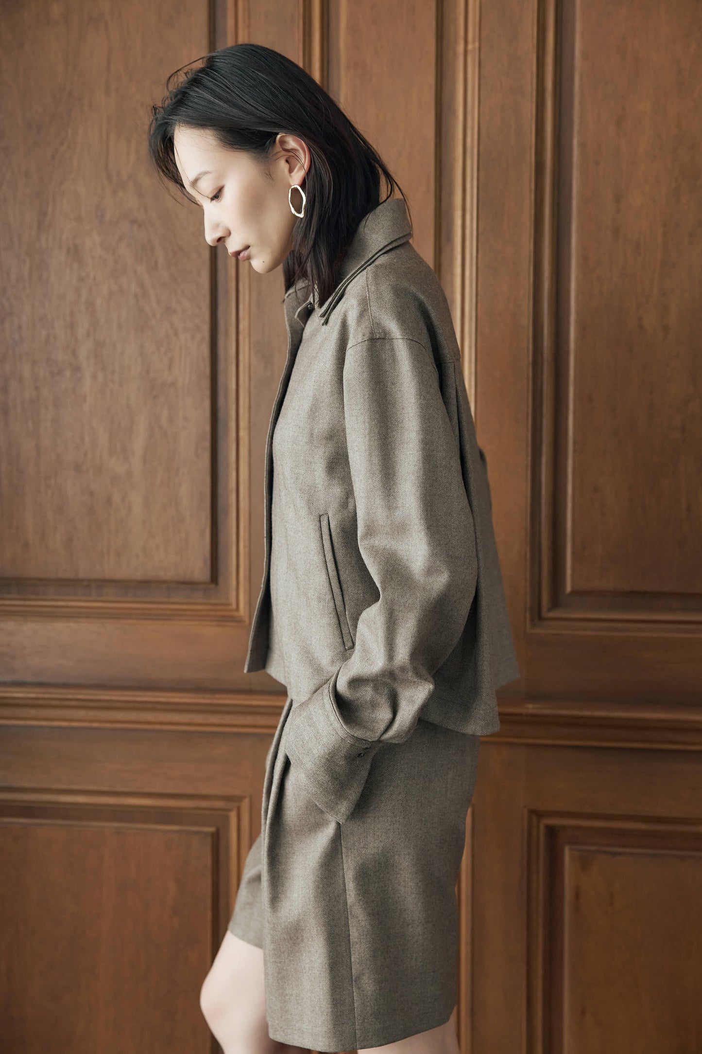 サキソニーヘリンボーンコンパクトシャツ（ブラック）