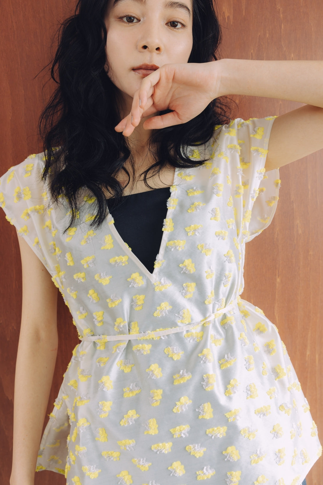 【5月2日 発売】DANCING MIMOZA ノースリーブブラウス（ブラック）