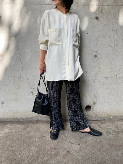 キュプラサテンノーカラーシャツ