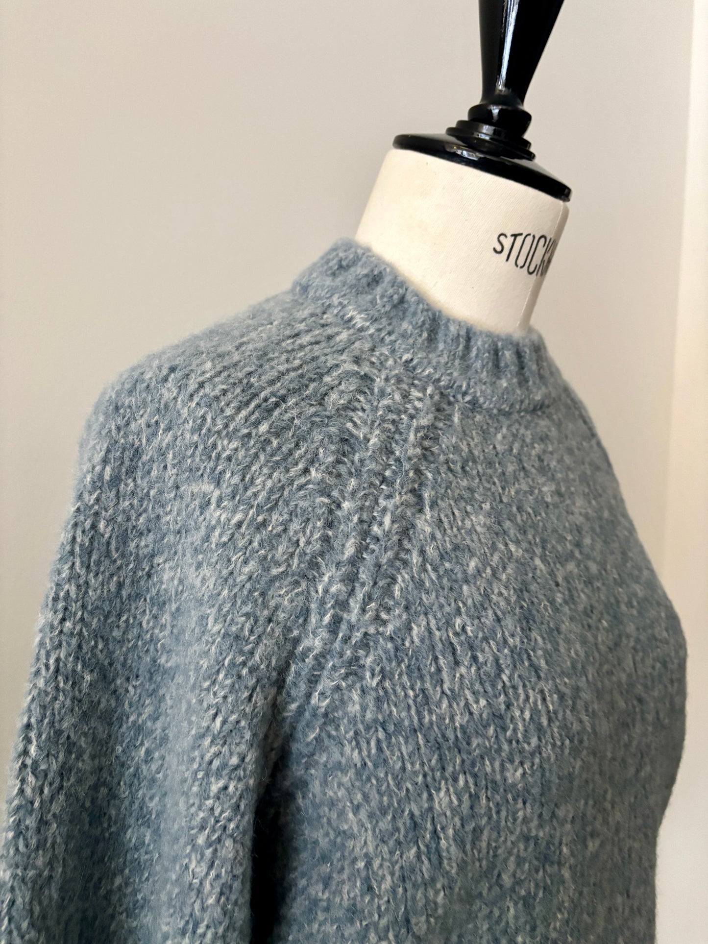 ベビーアルパカ プルオーバーニット（ブルー）