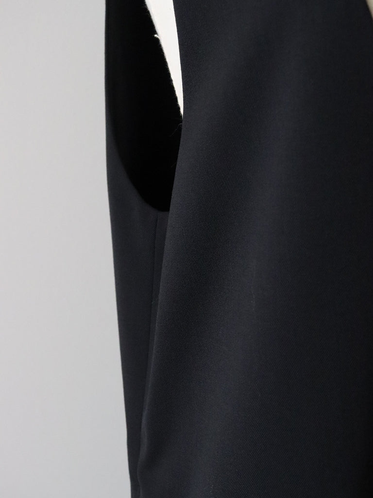 ウールギャバUネックワンピース（ブラック）