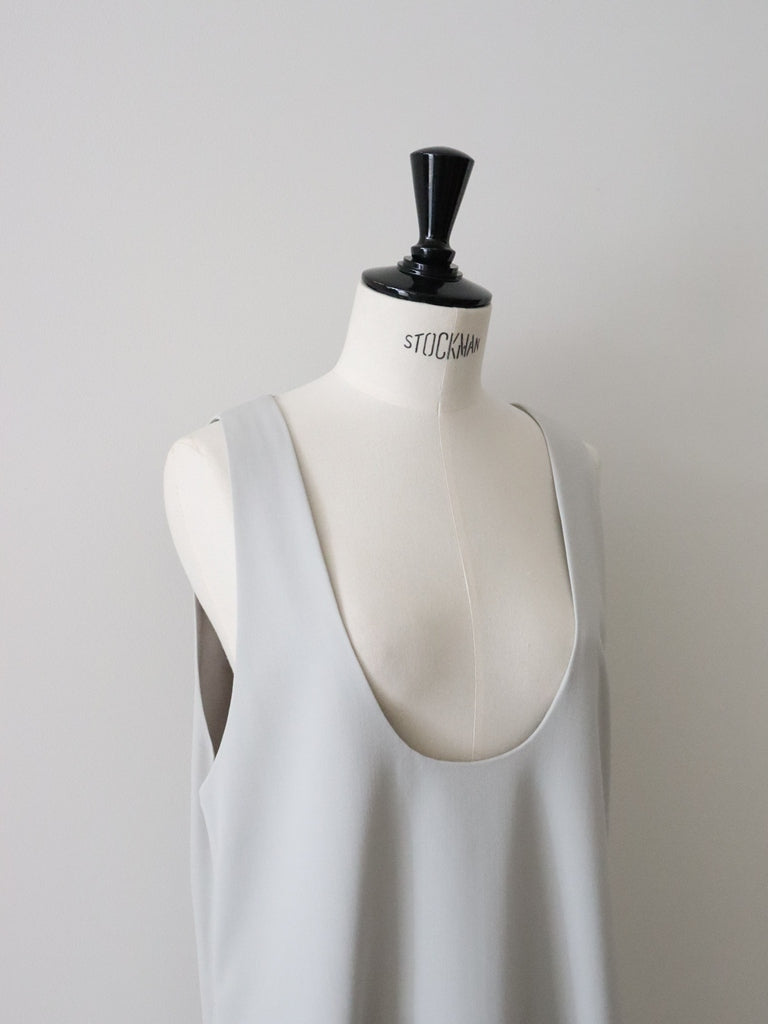 ウールギャバUネックワンピース（ベージュ）