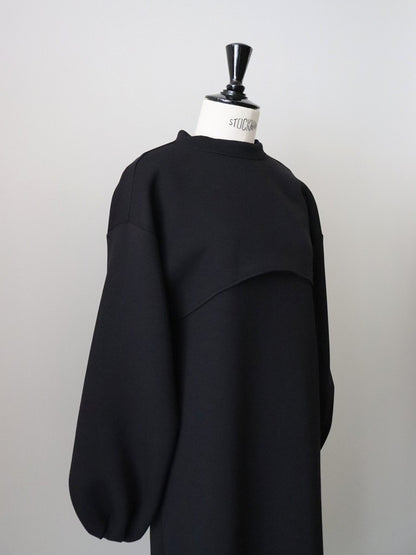 エアクッション３wayワンピース（ブラック）