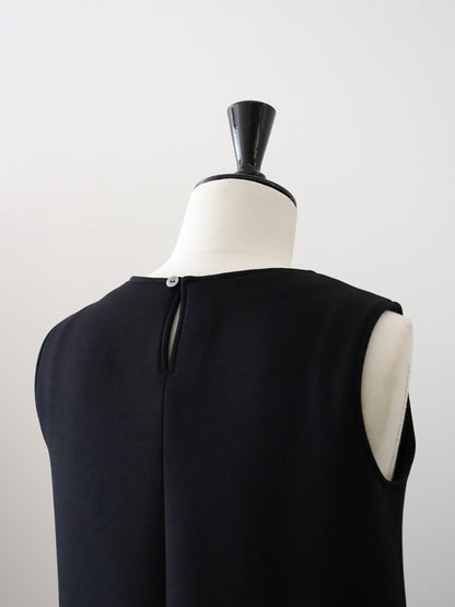 エアクッション３wayワンピース（ブラック）