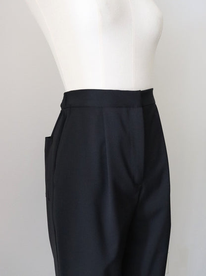 ウールギャバストレートパンツ（ブラック）