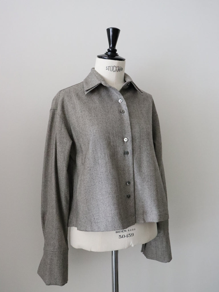 サキソニーヘリンボーンコンパクトシャツ（ブラック）