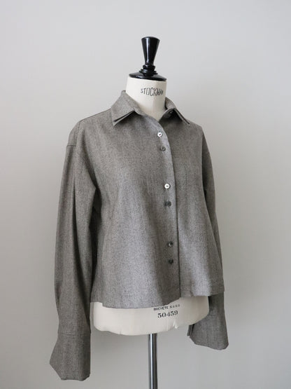 サキソニーヘリンボーンコンパクトシャツ（ブラック）