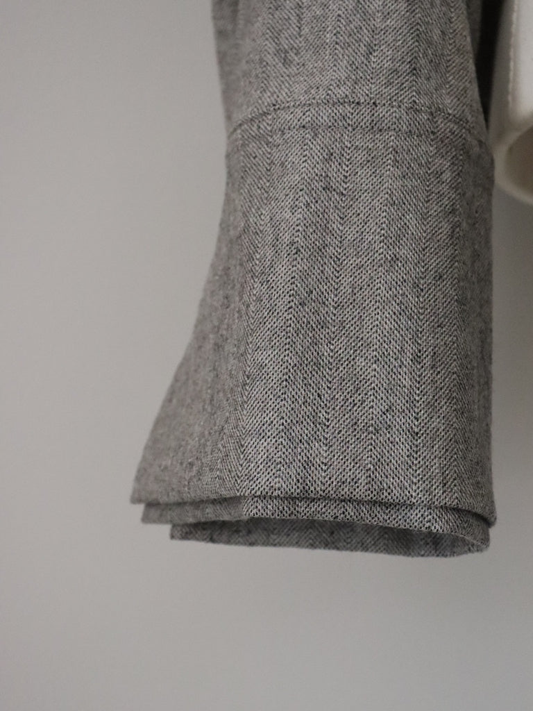 サキソニーヘリンボーンコンパクトシャツ（ブラック）