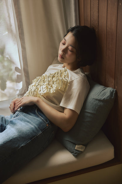 ラッフルTシャツ