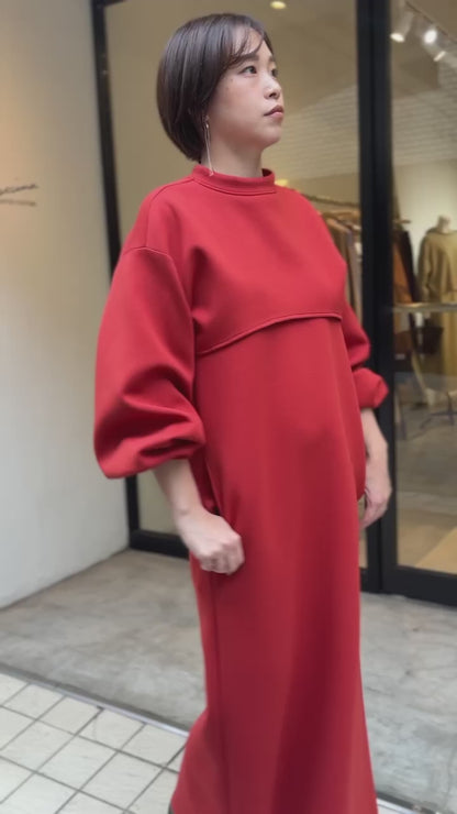 エアクッション３wayワンピース（レッド）